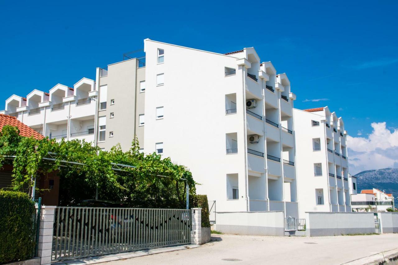 Kaštela Apartment Quarko מראה חיצוני תמונה
