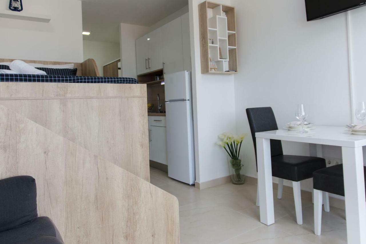 Kaštela Apartment Quarko מראה חיצוני תמונה